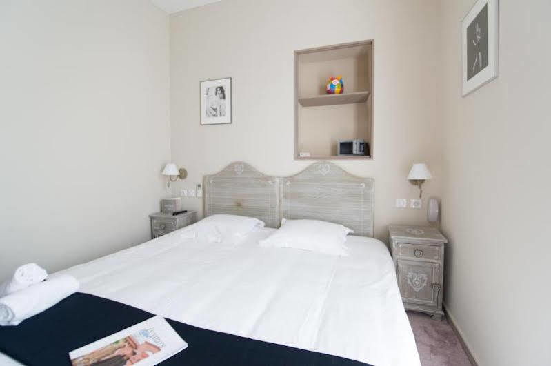 Hotel Oxford Кан Екстериор снимка